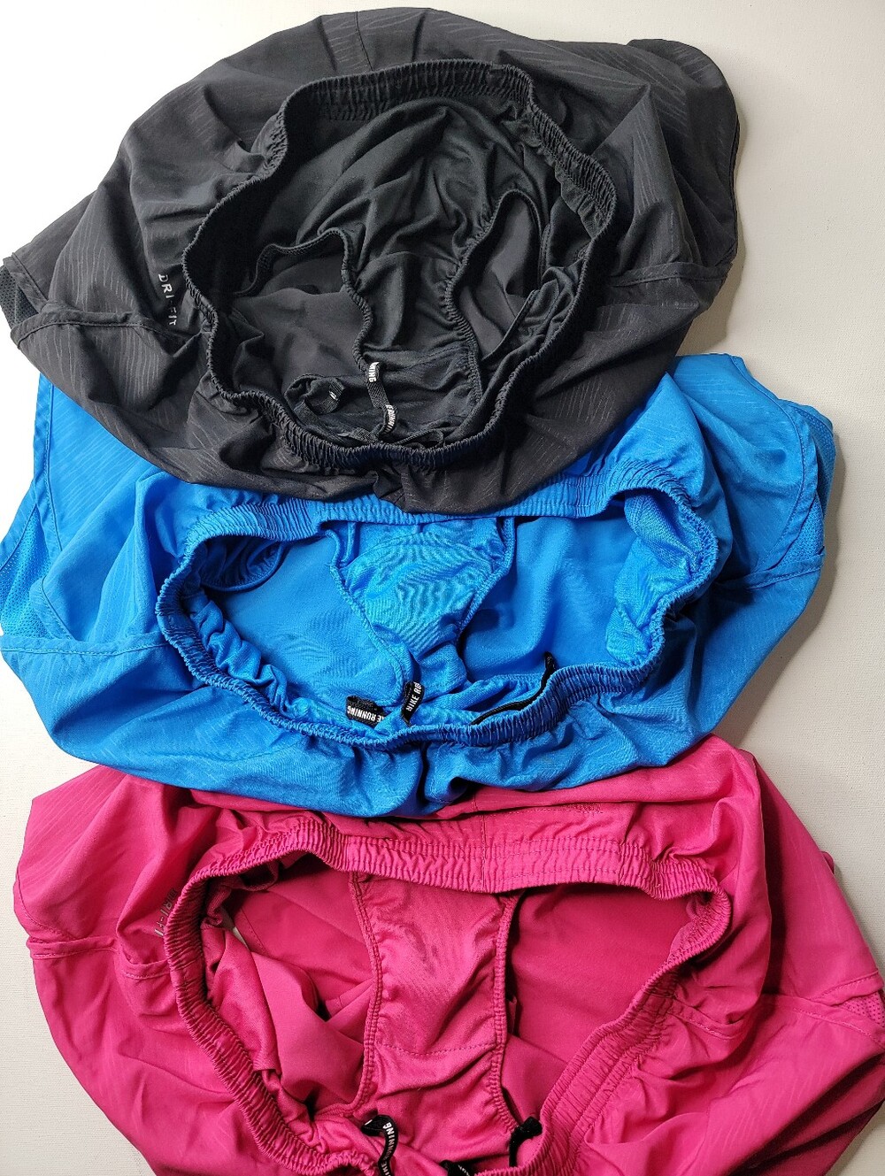 Nike Bundle Dri-Fit Shorts with Liners and Zippered Pockets Size Medium - Picture 4 of 9